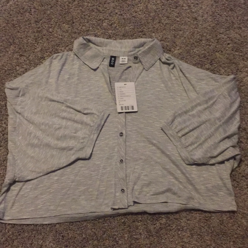 Grey flowy crop top